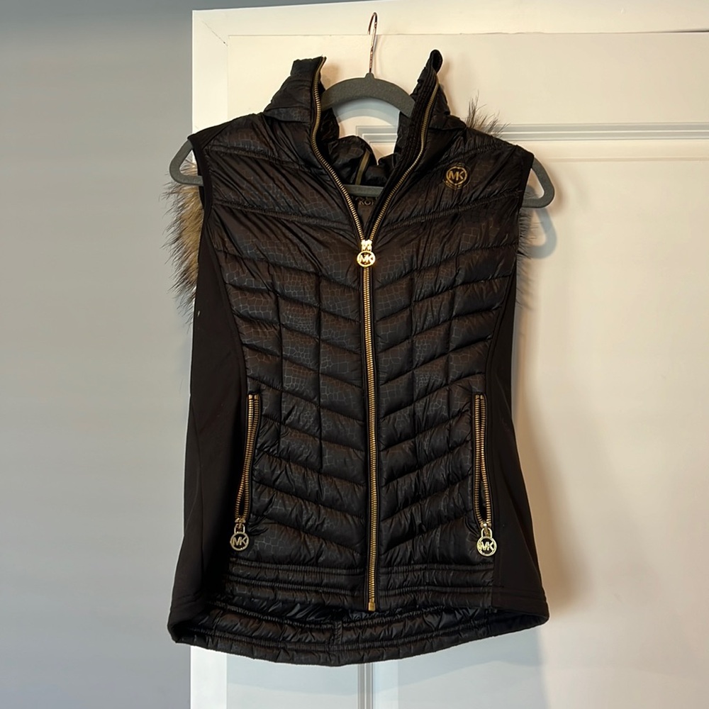 Black Michael Kors vest